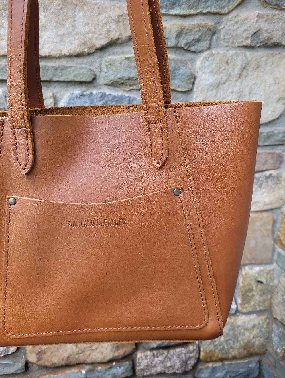 Portland Leather Juliette Tote Bag - Picture 4 of 16